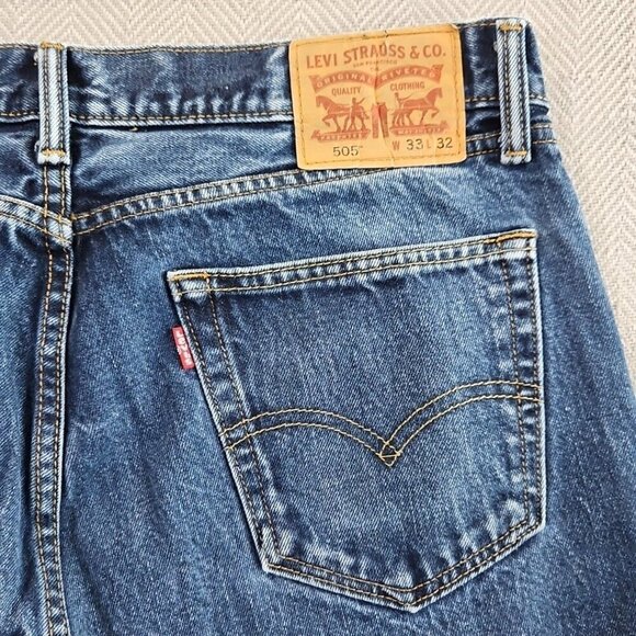 Levi's 505 Men's Jeans Size W33 L32 Classic Fit Straight Leg Blue Denim EUC - Picture 11 of 15